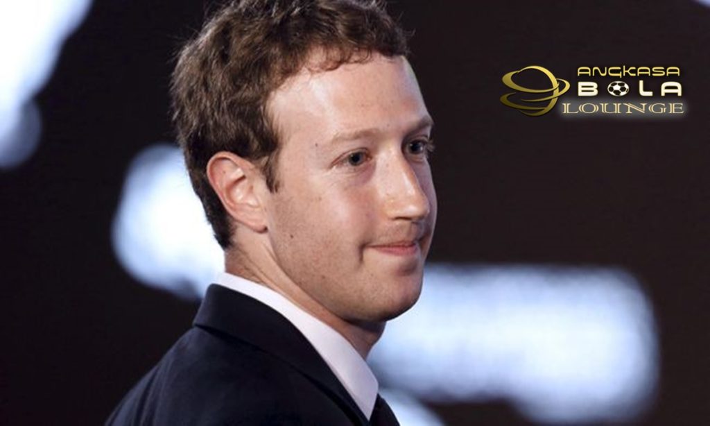 Mark Zuckerberg Berkeras Tak Akan Pisahkan Facebook