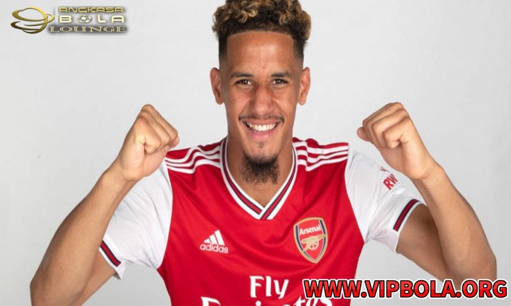 Arsenal Resmi Rekrut William Saliba