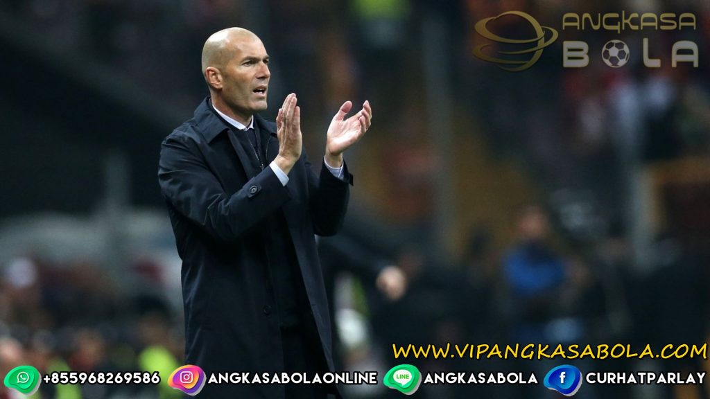 Fans Pemain Real Madrid Pun Dibuat Bingung oleh Zinedine Zidane