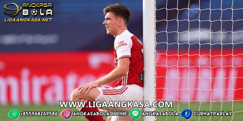 Arsenal Berang karena Kieran Tierney Harus Jalani Isolasi