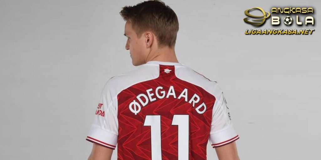 Pertanyaan untuk Arsenal Apa Odegaard Siap untuk Premier League