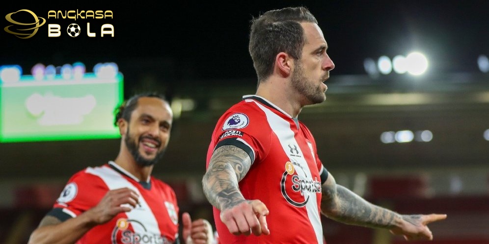 Danny Ings Tidak Peduli dengan Manchester United