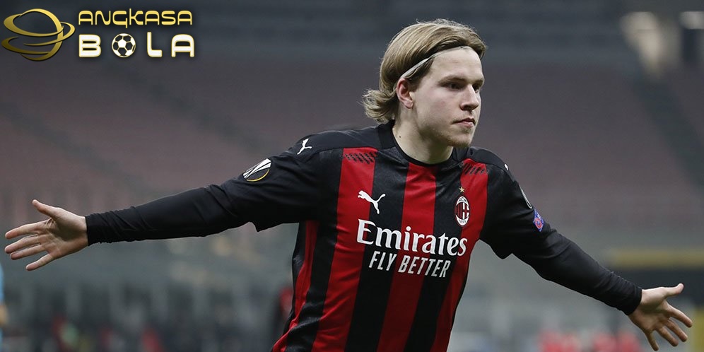 Jens Petter Hauge Angkat Kaki dari AC Milan