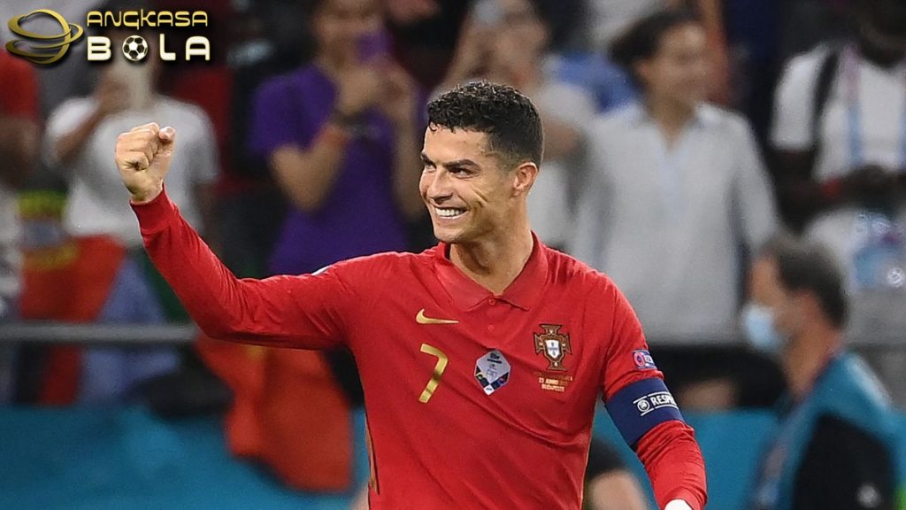 Cristiano Ronaldo Top Skor Dunia untuk Laga Internasional