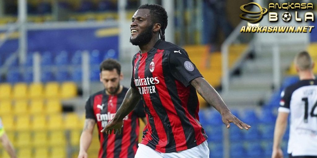 Sepakat Soal Gaji AC Milan Segera Bertemu Franck Kessie