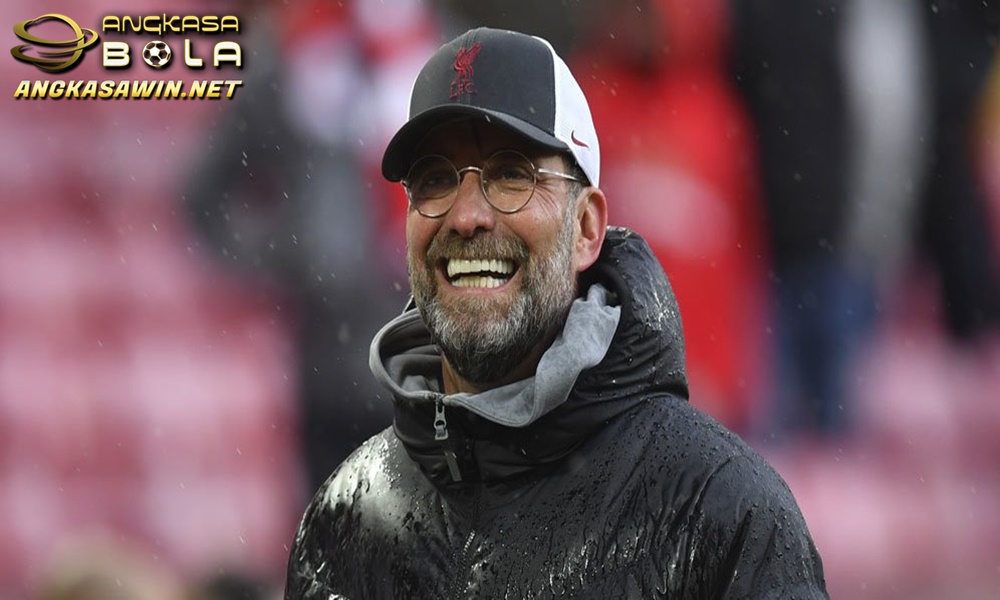 Klopp Ungkap Munchen Beberapa Kali Mencoba Membajaknya