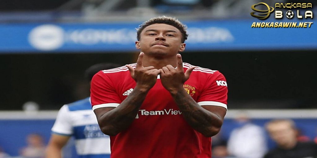 Eks Manchester United Kecewa Melihat Lingard Bertahan