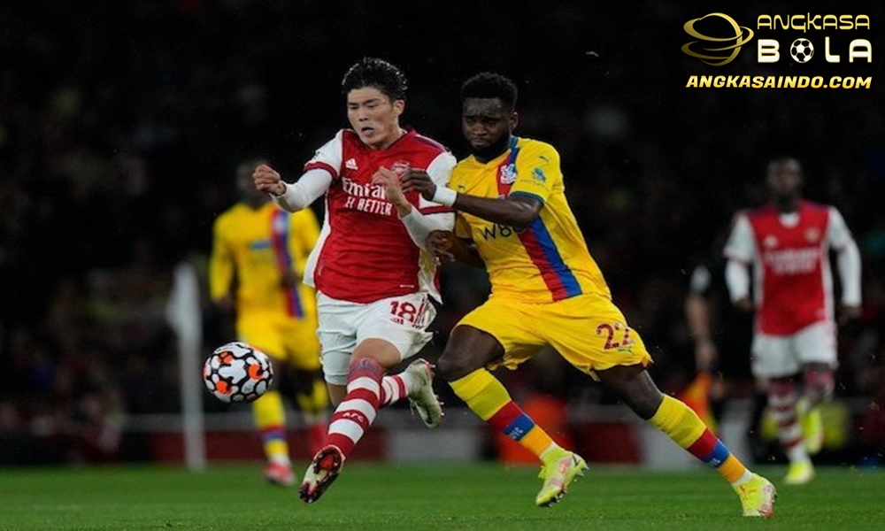 Arsenal Imbang Lawan Crystal-Palace