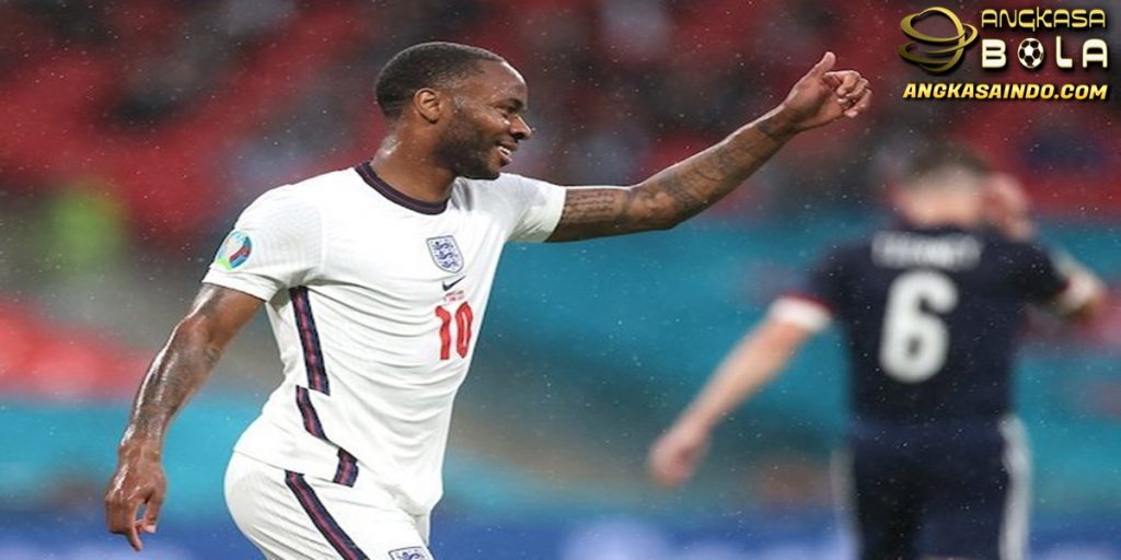 Saingi Arsenal Barcelona Juga Tertarik Angkut Raheem Sterling