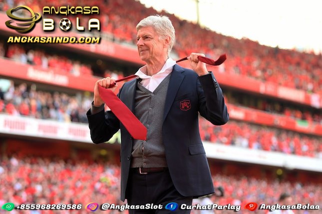 Arsene Wenger Menyesal tak Tinggalkan Arsenal Lebih Cepat