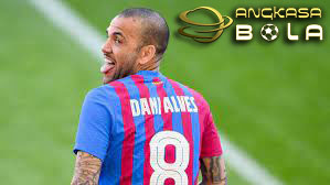 Debut Kedua Dani Alves, Operannya Bikin Beda!