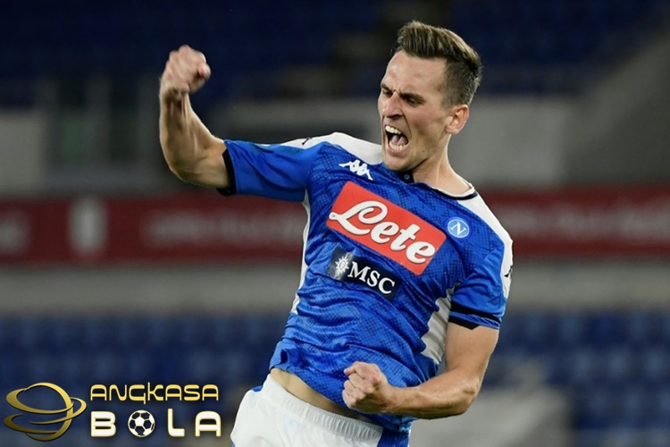 Juventus Dikabarkan Tertarik Boyong Arkadiusz Milik Ke Turin