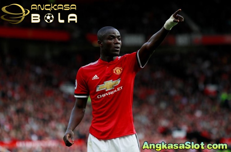 MU Tak Izinkan AC Milan Untuk Pinjam Eric Bailly