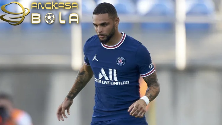 Layvin Kurzawa Dikabarkan Tengah Di Lirik Chelsea