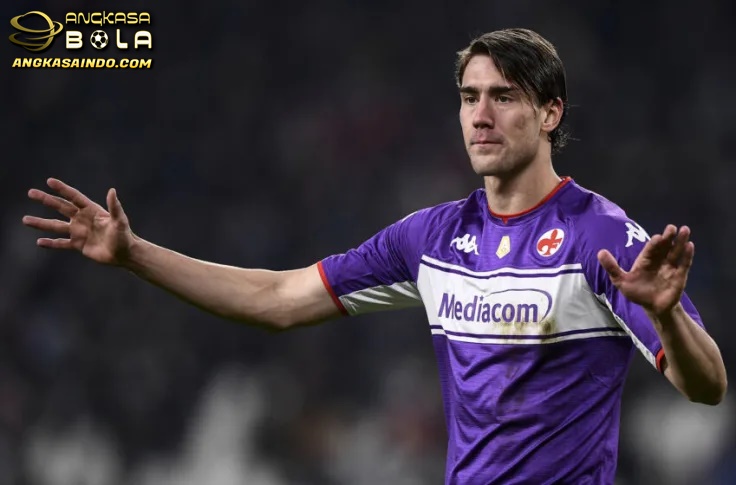 Vlahovic Bakal Cabut ke Juventus