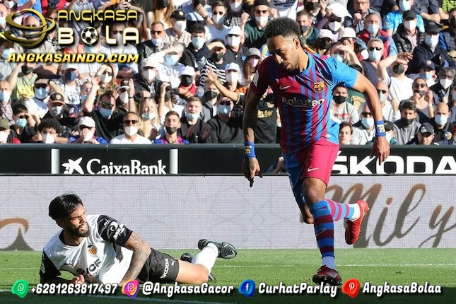 Pierre-Emerick Aubameyang Bikin Hattrick untuk Barcelona