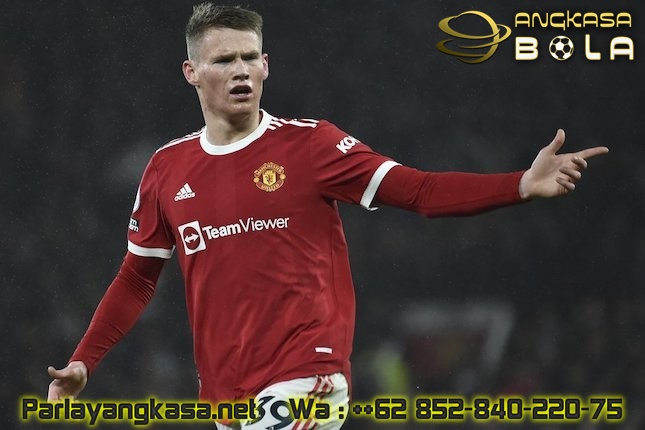 Scott McTominay Dianggap Tak Pantas Jadi Starter di MU