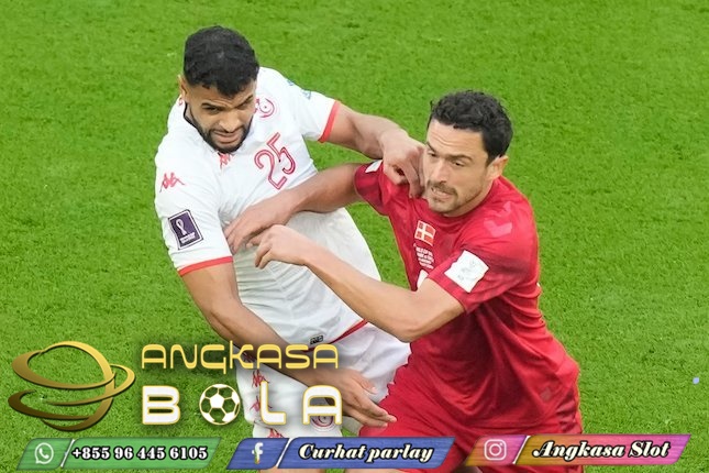 Alami Cedera Lutut, Gelandang Denmark Akhiri Piala Dunia 2022 Lebih Cepat