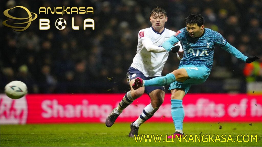 Hasil Piala FA: Brace Kaki Kiri Son Heung-min dan Gol Debut Danjuma