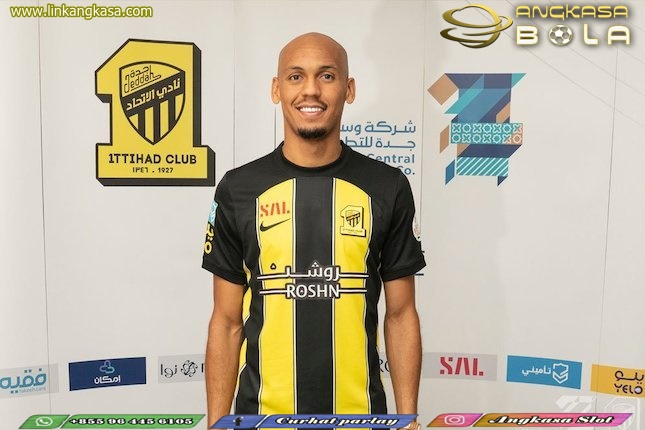 Fabinho Resmi Bergabung ke Al Ittihad